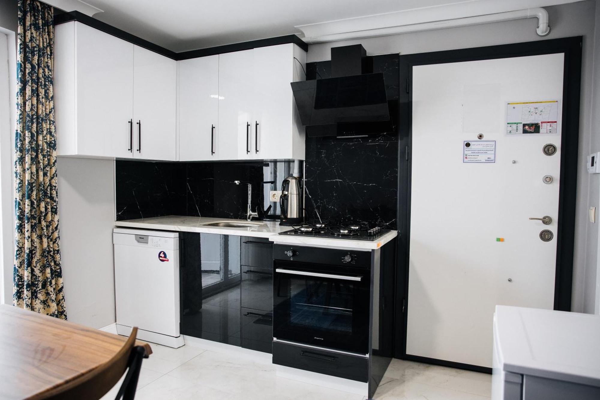 Metehan Suit Apart Aparthotel Trabzon Ngoại thất bức ảnh