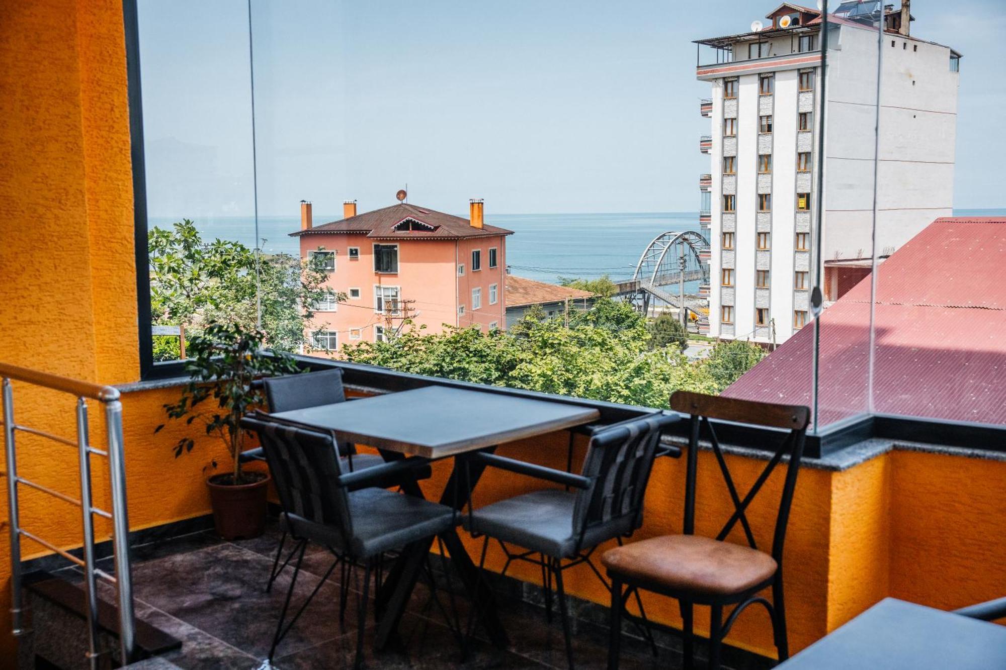 Metehan Suit Apart Aparthotel Trabzon Ngoại thất bức ảnh