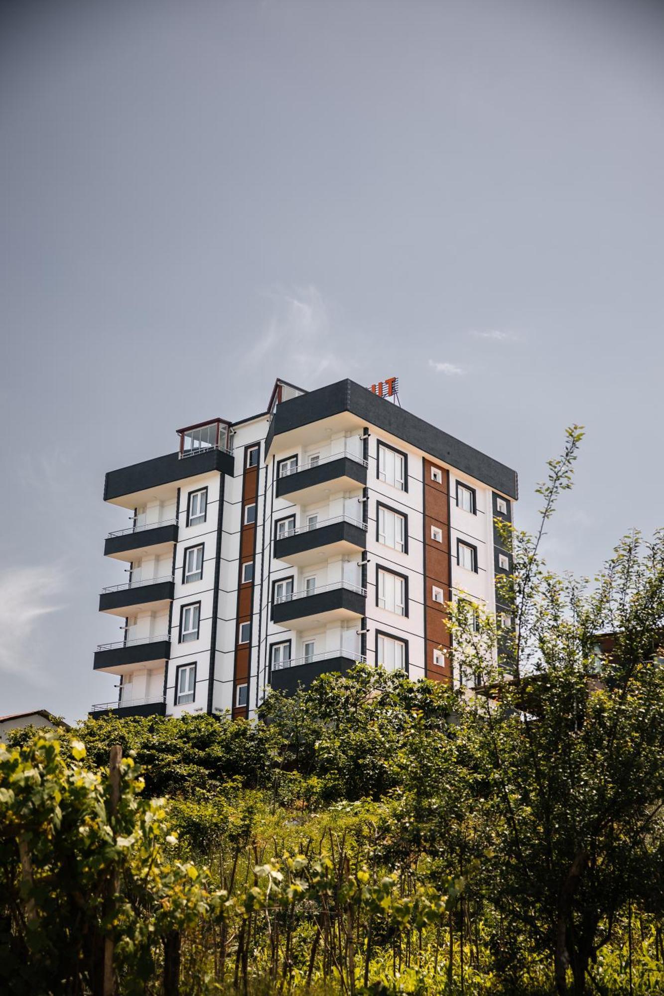 Metehan Suit Apart Aparthotel Trabzon Ngoại thất bức ảnh